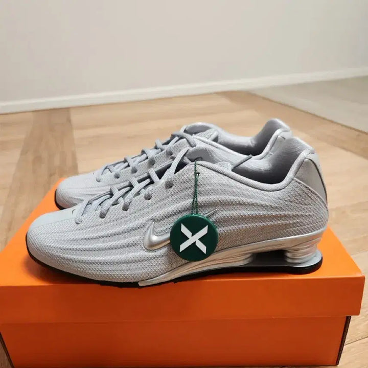 [BUNJANG] Nike Shox Z Metallic Silver Sneakers (260mm) / 260 새상품 나이키 샥스 Z 메탈릭 실버 판매 HQ7540-001