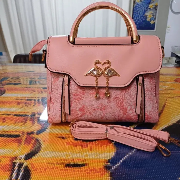 [BUNJANG] Pink Flamingo Decor Tote Bag with Crossbody Strap / 핑크 플라밍고 장식 토트백 + 크로스백 스트랩