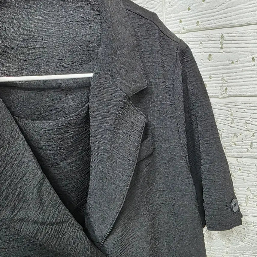 [BUNJANG] 2025 Double-Button Jacket and Camisole Set (Size 77) / 새상품 2025년 더블단추자켓 나시 세트 77