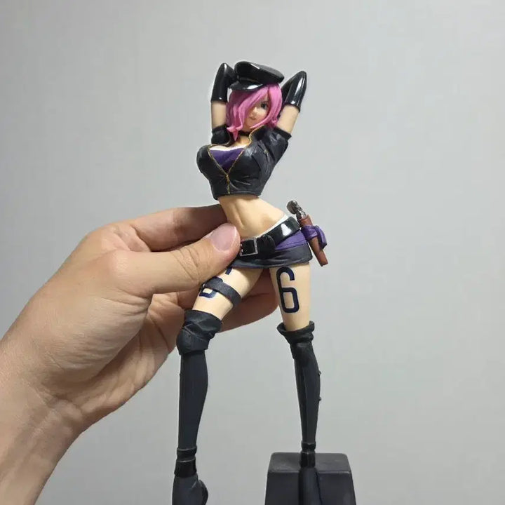 [BUNJANG] One Piece Miss Double Finger Figure / 원피스 Miss Double Finger 피규어