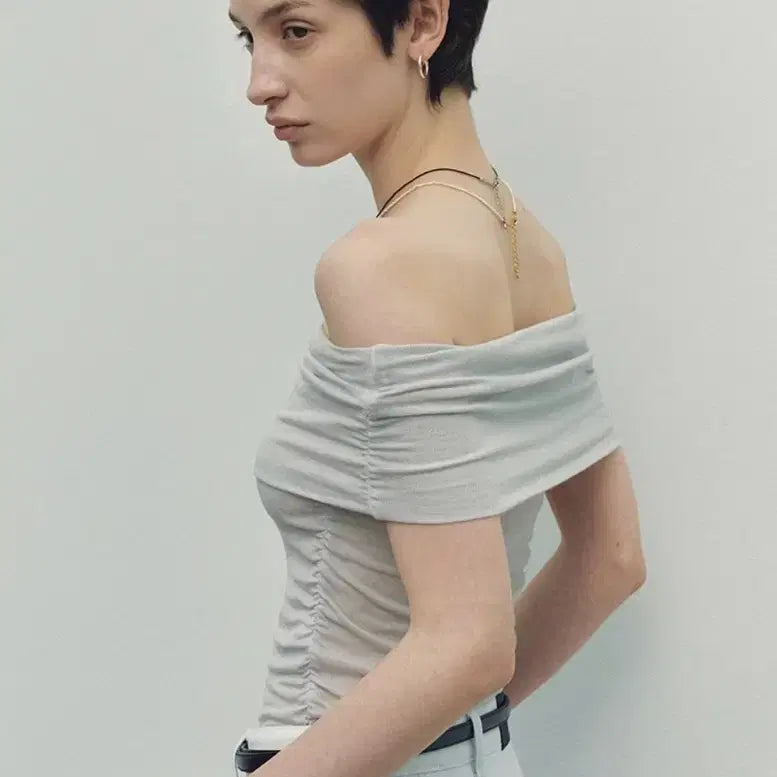 [BUNJANG] NIV Off-Shoulder T-Shirt Gray / 니브 오프숄더 티셔츠 그레이