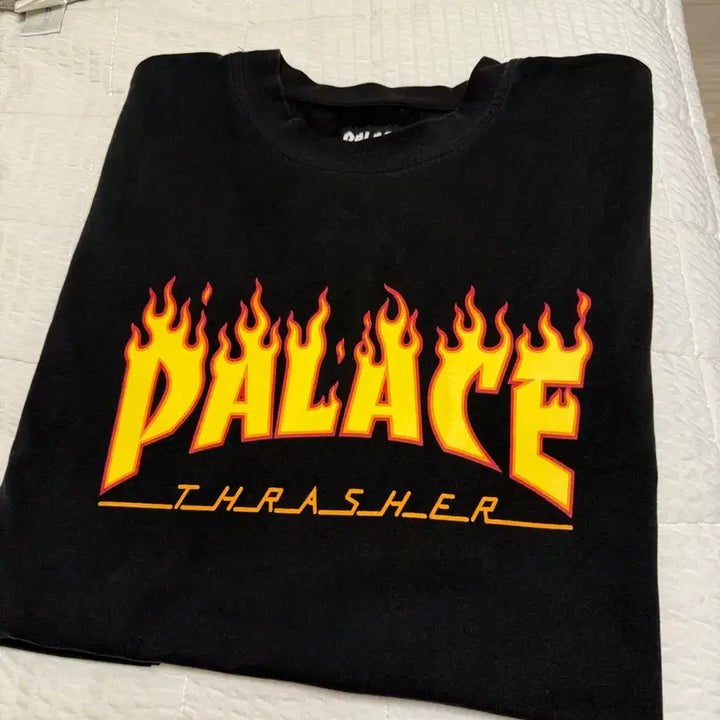 [BUNJANG] Palace x Thrasher Collaboration T-shirt XXL / [새상품] 팔라스 트레셔 반팔 xxl