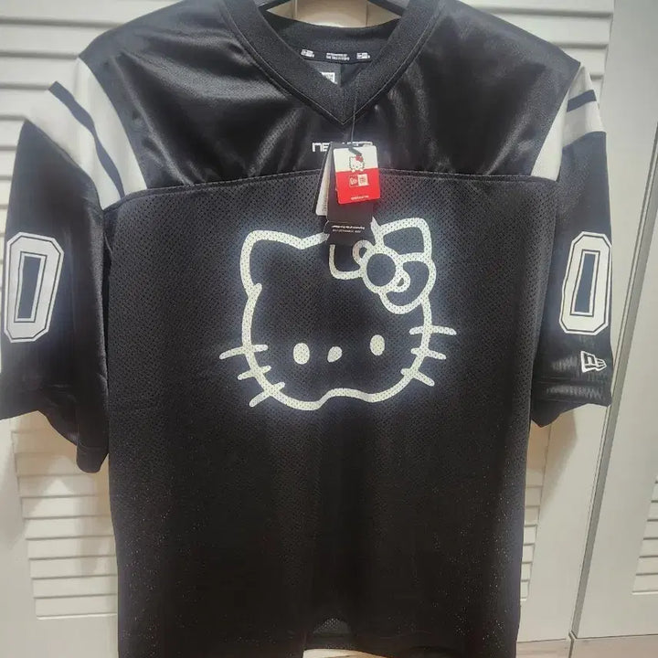[BUNJANG] New Era x Hello Kitty Mesh T-Shirt Black XL / 뉴에라 x 헬로키티 메쉬티셔츠 블랙XL