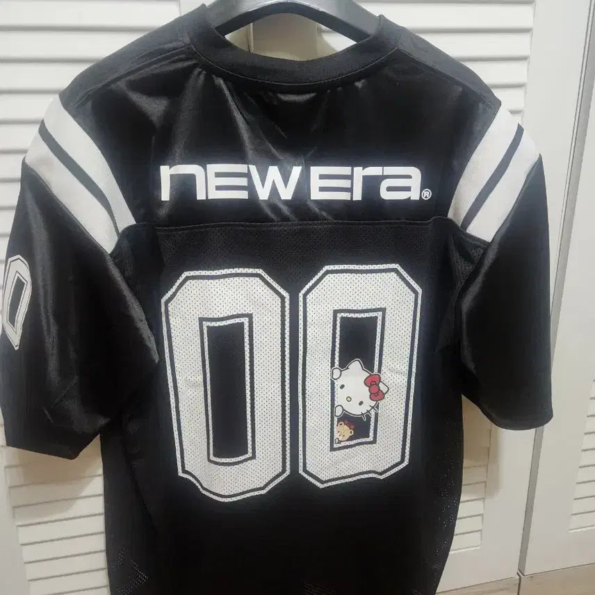 [BUNJANG] New Era x Hello Kitty Mesh T-Shirt Black XL / 뉴에라 x 헬로키티 메쉬티셔츠 블랙XL