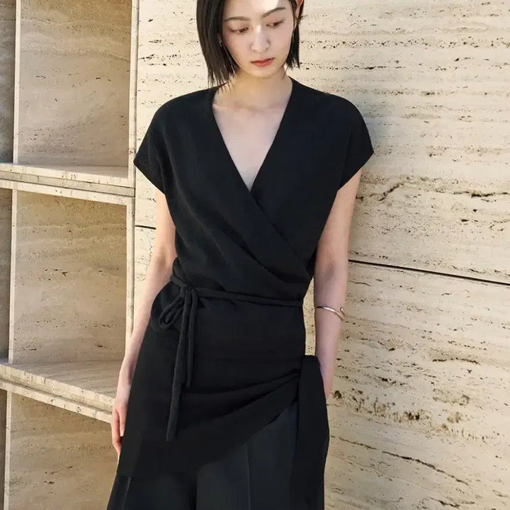 [BUNJANG] SIYAZU Drape Wrap Knit Top Black / SIYAZU 시야쥬 드레이프 랩 니트 탑 (블랙)