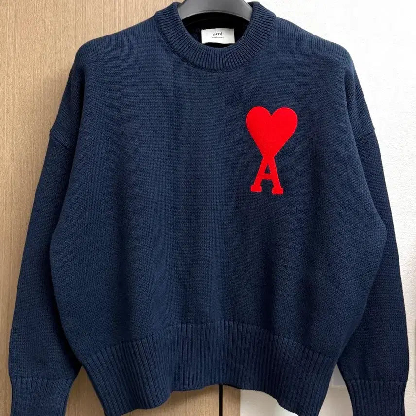 [BUNJANG] AMI Big Heart Knit Navy XS / 아미 빅하트 니트 네이비 XS