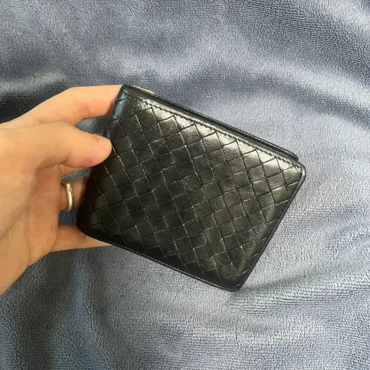 [BUNJANG] Bottega Veneta Intrecciato Weaving Bi-fold Wallet Black / (정품) 보테가베네타 인트레치아토 위빙 반지갑 블랙 남성 지갑