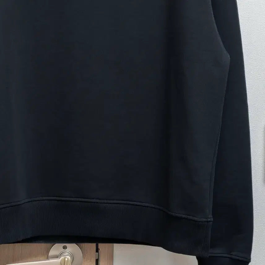 [BUNJANG] AMI Paris Small Heart Sweatshirt Black XL / 아미 스몰하트 맨투맨 블랙 XL