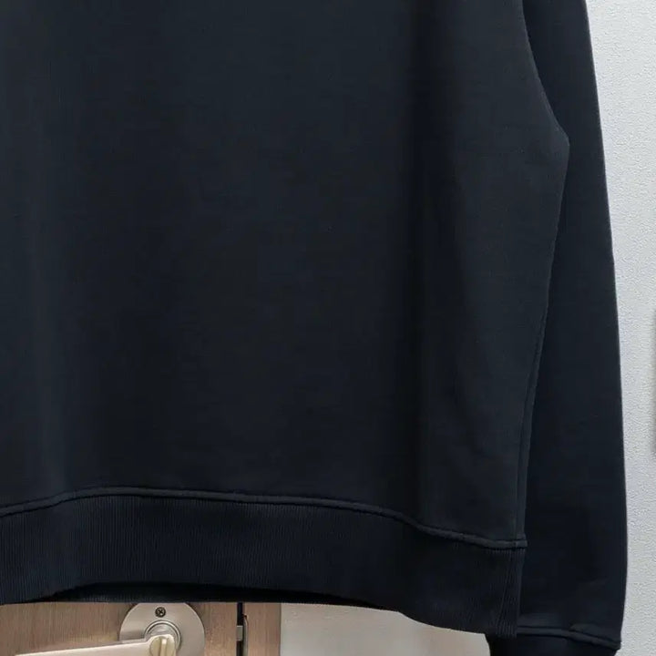 [BUNJANG] AMI Paris Small Heart Sweatshirt Black XL / 아미 스몰하트 맨투맨 블랙 XL