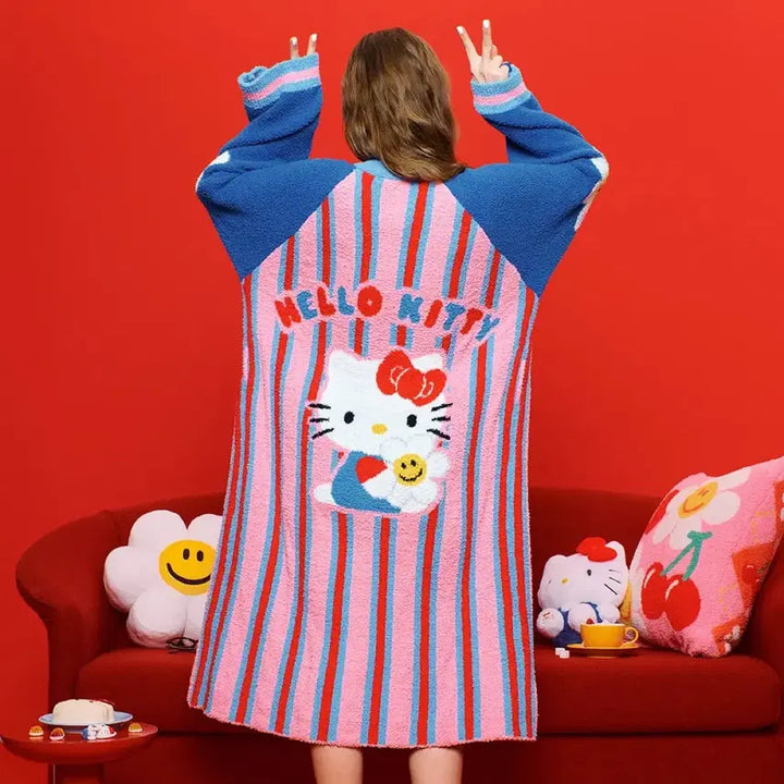 [BUNJANG] WiggleWiggle Hello Kitty Robe / 위글위글 헬로키티 로브