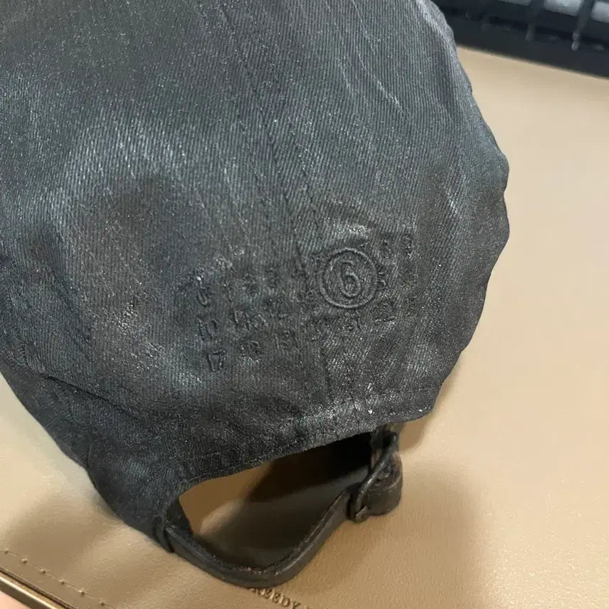[BUNJANG] Supreme x Maison Margiela Black Textured Camp Cap / 슈프림x마르지엘라 캠프캡