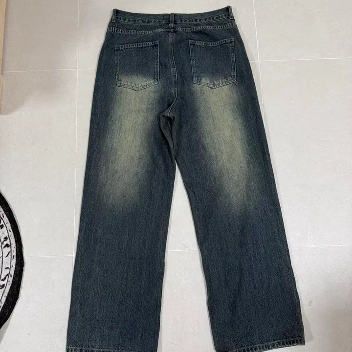[BUNJANG] Drawfit Semi-Wide Washed Denim Pants / 드로우핏 세미와이드 워싱 데님 팬츠