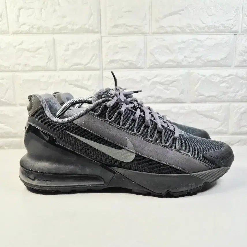 [BUNJANG] Nike Air Max Pulse Dark Roma Sneakers / 나이키 285 에어맥스 펄스 롬 다크 운동화