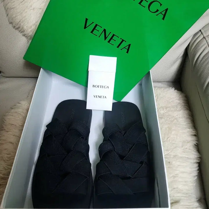 [BUNJANG] Bottega Veneta Intrecciato Starfish Flat Sandals Black IT 43 / 보테가 베네타 인트레치아토 스타피쉬 43 샌들 블랙  275~280