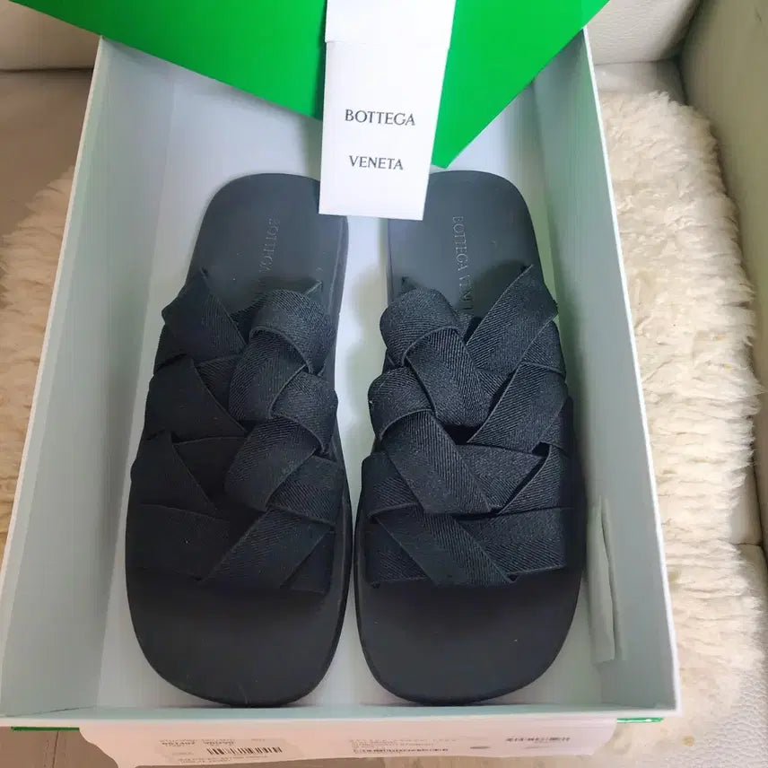 [BUNJANG] Bottega Veneta Intrecciato Starfish Flat Sandals Black IT 43 / 보테가 베네타 인트레치아토 스타피쉬 43 샌들 블랙  275~280