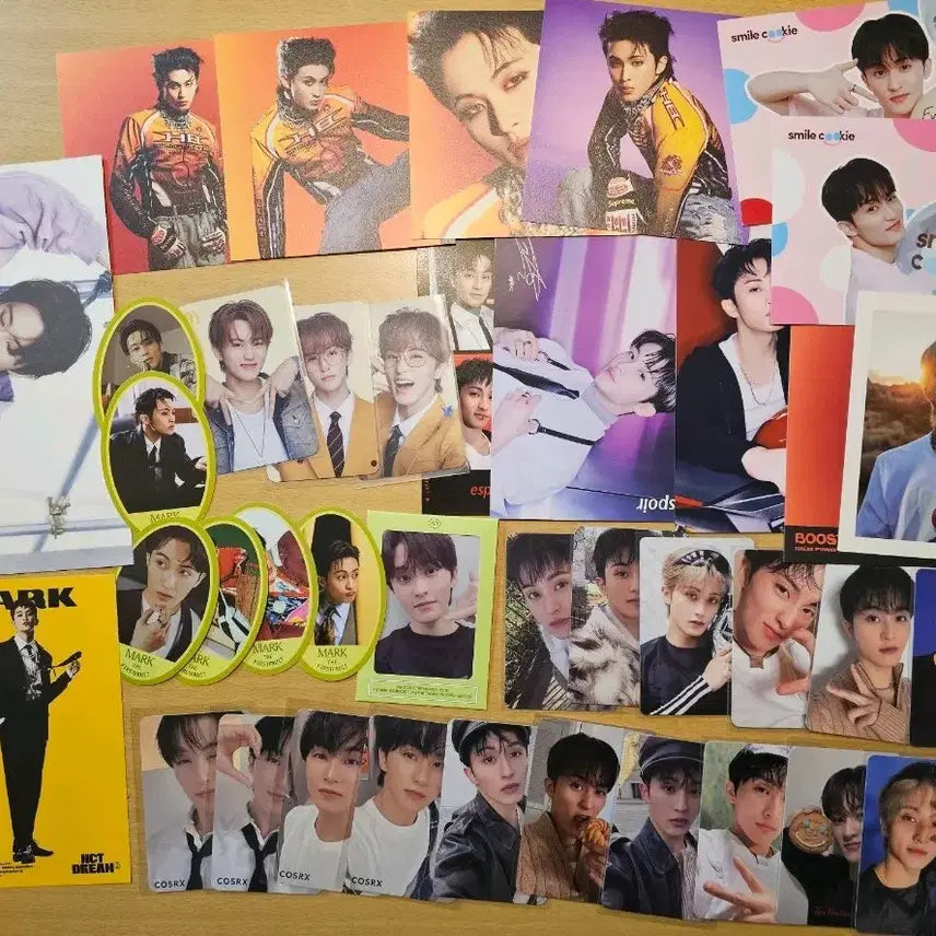 [BUNJANG] NCT Mark Photocard + Paper Goods Bundle Set / NCT 마크 포카+지류 굿즈 일괄 양도
