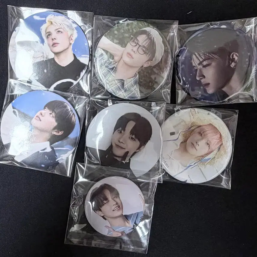 [BUNJANG] &amp;team Yuma Can Badge Bundle Set / &amp;team 앤팀 캔뱃지 핀버튼 일괄 양도
