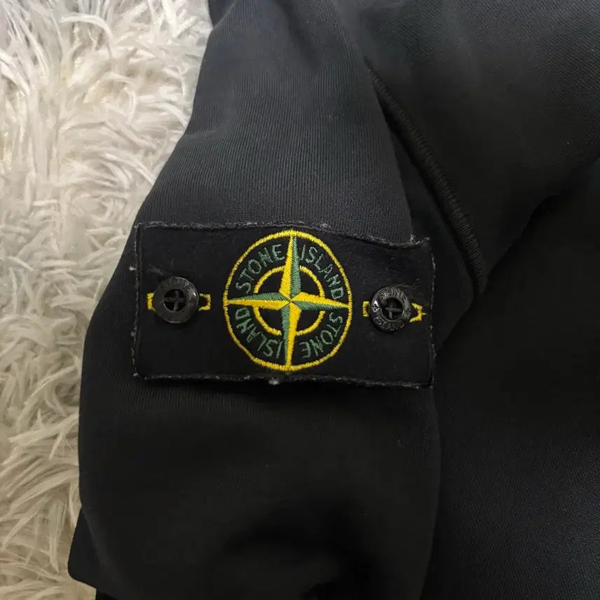 [BUNJANG] Stone Island Crewneck Sweatshirt Black L / 스톤아일랜드 맨투맨 블랙 L
