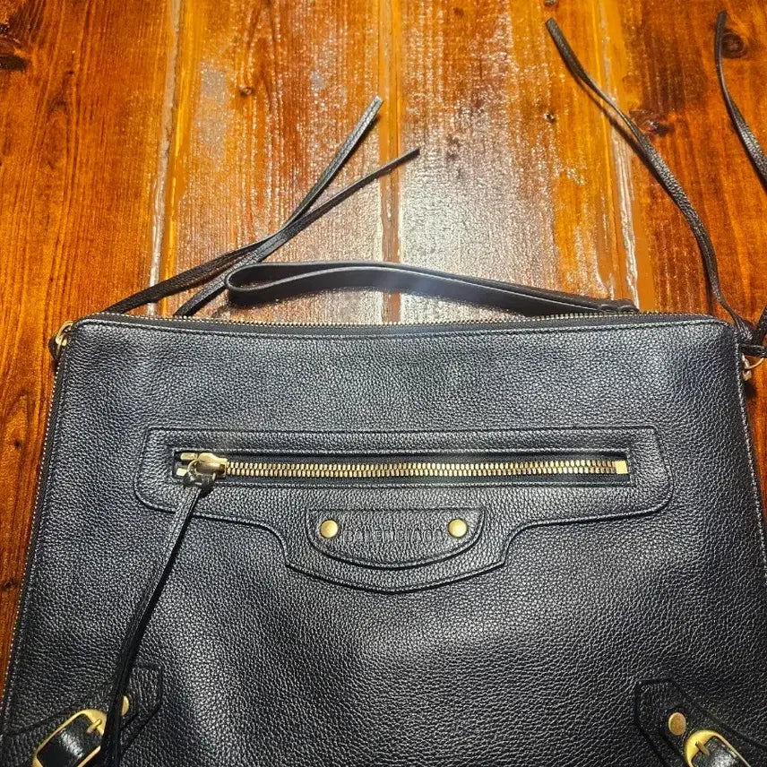 [BUNJANG] Balenciaga Leather Clutch Bag / 발렌시아가 클러치 정품 백화점