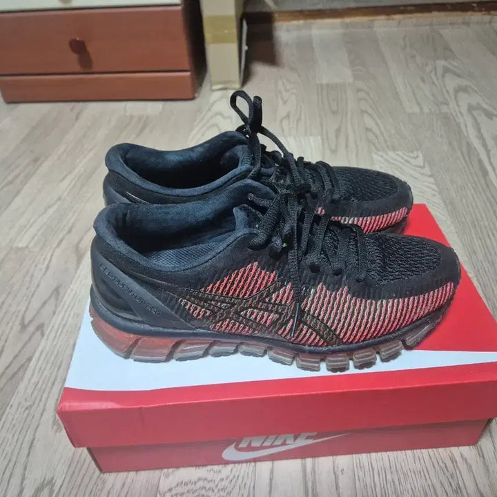 [BUNJANG] ASICS GEL Sneakers / 아식스 젤  운동화  230/