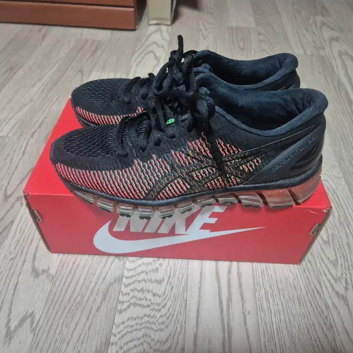 [BUNJANG] ASICS GEL Sneakers / 아식스 젤  운동화  230/