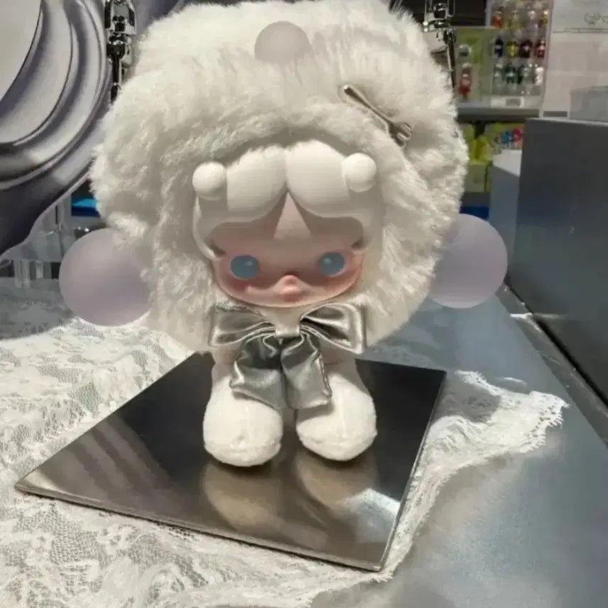 [BUNJANG] Pop Mart Skullpanda Banquet Prelude Series Mini Bag / 팝마트 정품.스컬판다 만찬의서막 시리즈 미니백 판매합니다.