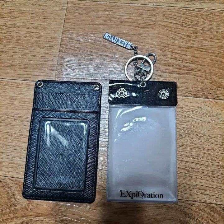 [BUNJANG] EXO Black Leather Card Holder &amp; Transparent Card Case Set / 엑소 블랙 가죽 카드지갑 &amp; 투명 카드 케이스