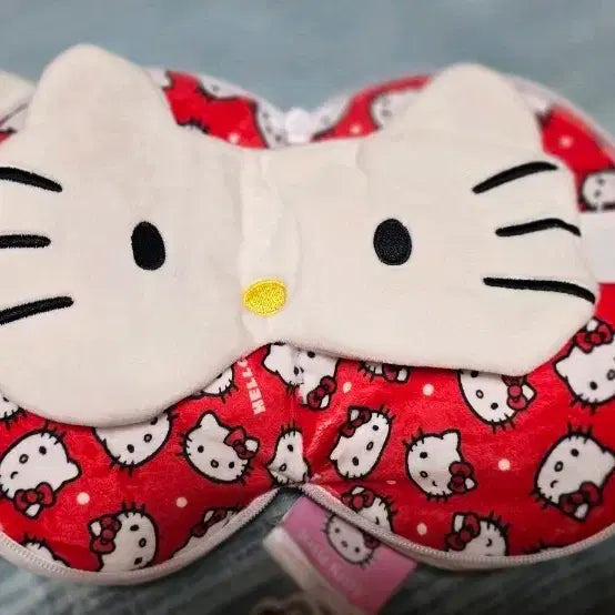 [BUNJANG] Hello Kitty Character Sleep Mask / 헬로키티 캐릭터 안대 수면안대