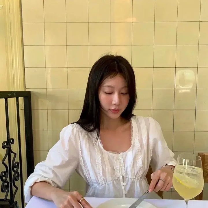 [BUNJANG] Lilicots Lia Blouse / 릴리코츠 리아블라우스