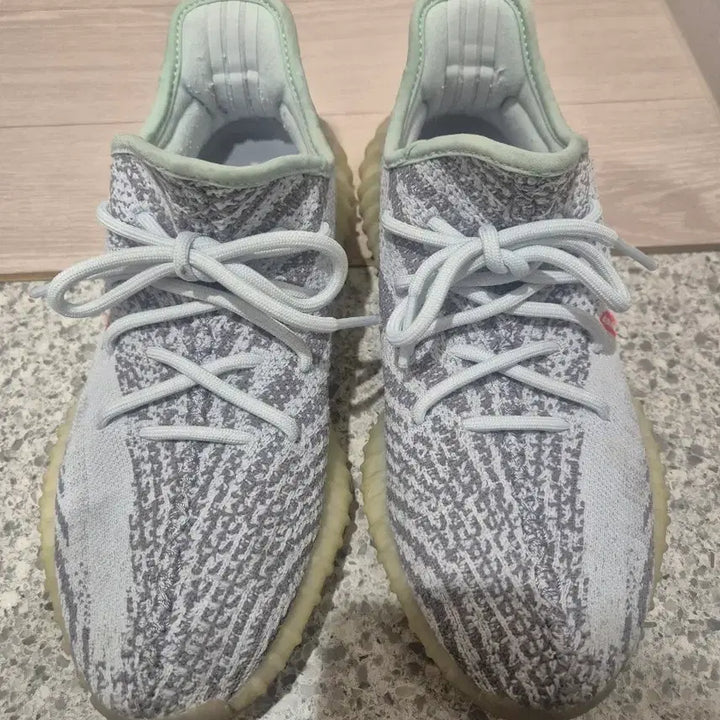 [BUNJANG] Adidas Yeezy Boost 350 V2 Blue Tint / 아디다스 이지 부스트 350 V2 블루틴트