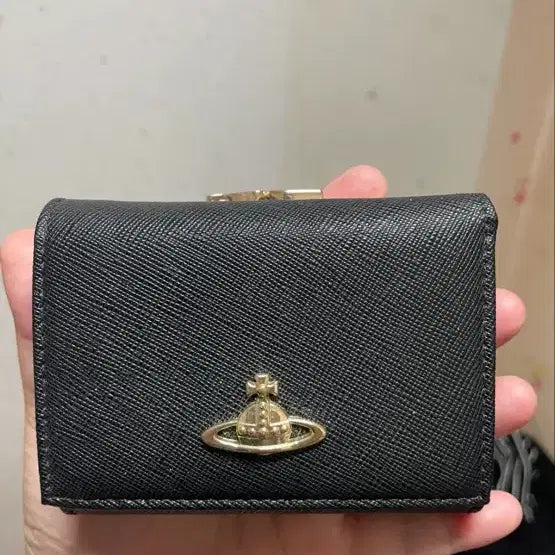 [BUNJANG] Vivienne Westwood Gold-Plated Bi-fold Wallet / 비비안웨스트 금장 지갑