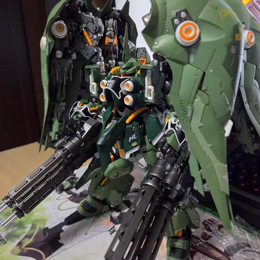 [BUNJANG] Bandai HGUC 1/144 GAT-X105 Strike Gundam Model Kit / mc 크샤트리아