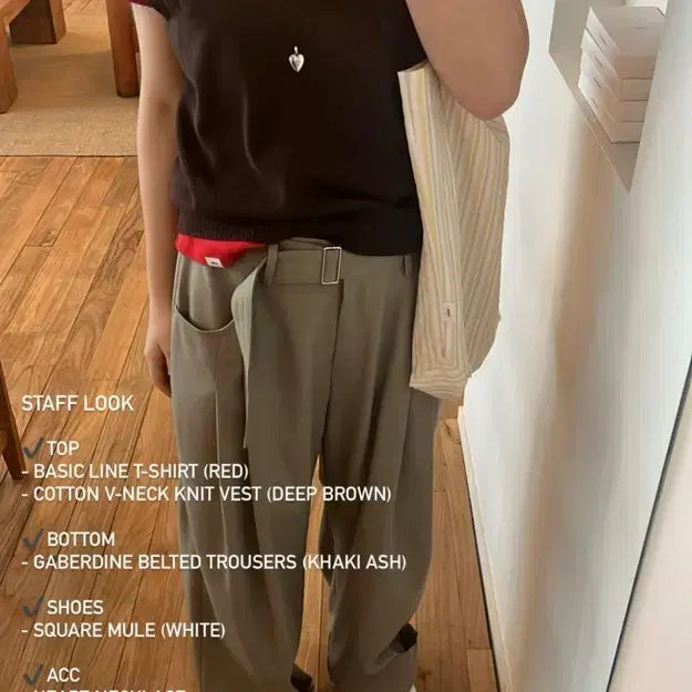 [BUNJANG] Ethos Sleeveless Cotton V-Neck Knit Vest Brown / 에토스 슬리브리스 COTTON V-NECK KNIT VEST 브라운