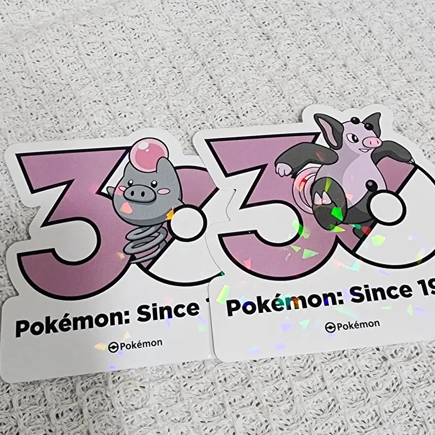 [BUNJANG] 30th Anniversary Pig Jump &amp; Pig King Stickers / 30주년 스티커 피그점프 &amp; 피그킹 팝니다 :)