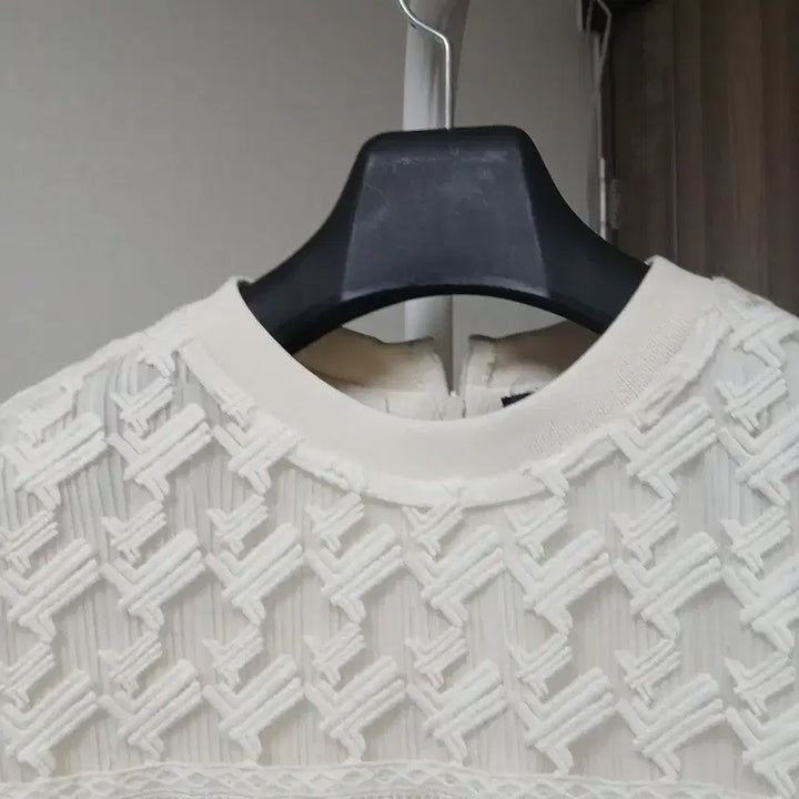 [BUNJANG] Hansom Langfang Ivory Lace Short Sleeve Blouse / 한섬랑방 아이보리 레이스 반팔 블라우스82