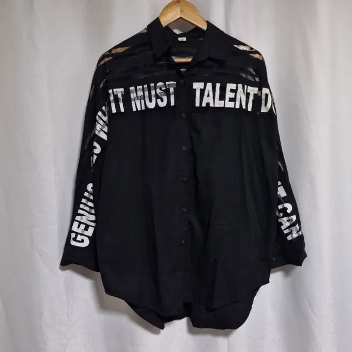 [BUNJANG] Lettering Printing Black Shirt / 레터링 프린팅 블랙 셔츠