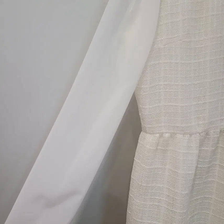 [BUNJANG] Sorry Too Much Love White See-Through Long Dress / 쏘리투머치러브 화이트 시스루 소매 원피스 55~55반 택달린새제품