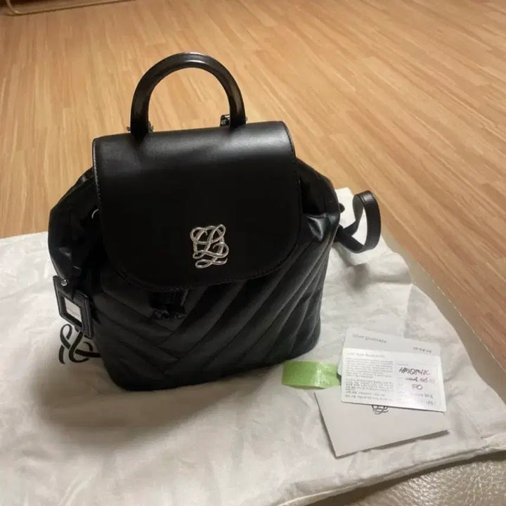 [BUNJANG] Louis Quatorze El Quilting Backpack HR1QT01BL / 루이까또즈 엘퀼팅 백팩 HR1QT01BL