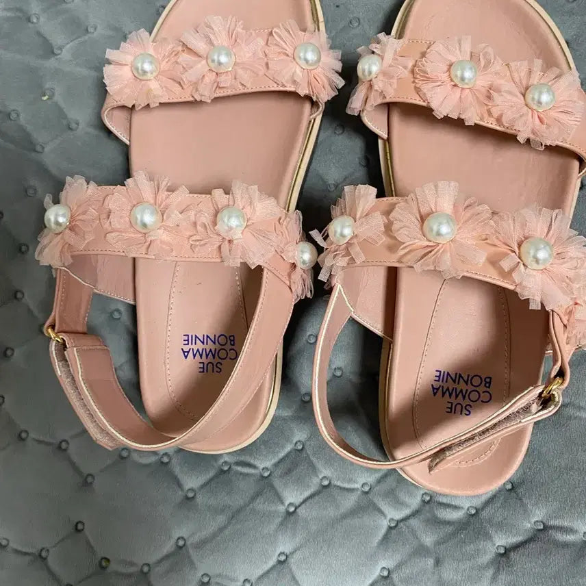 [BUNJANG] SUECOMMA BONNIE Pink Flower Sandals (Size 230mm) / 슈콤마보니 핑크 플라워샌들230