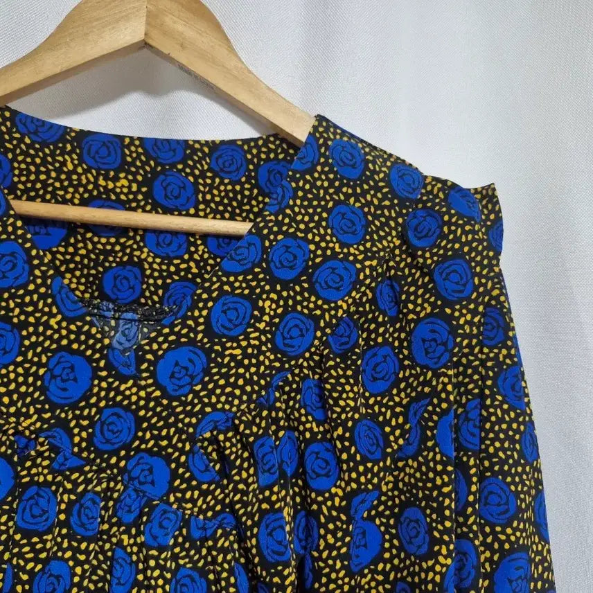 [BUNJANG] Springby Rouge Fit Blue Rose Pattern Long Sleeve Blouse / 스프링비 루즈핏 블루 장미 패턴 긴팔 블라우스