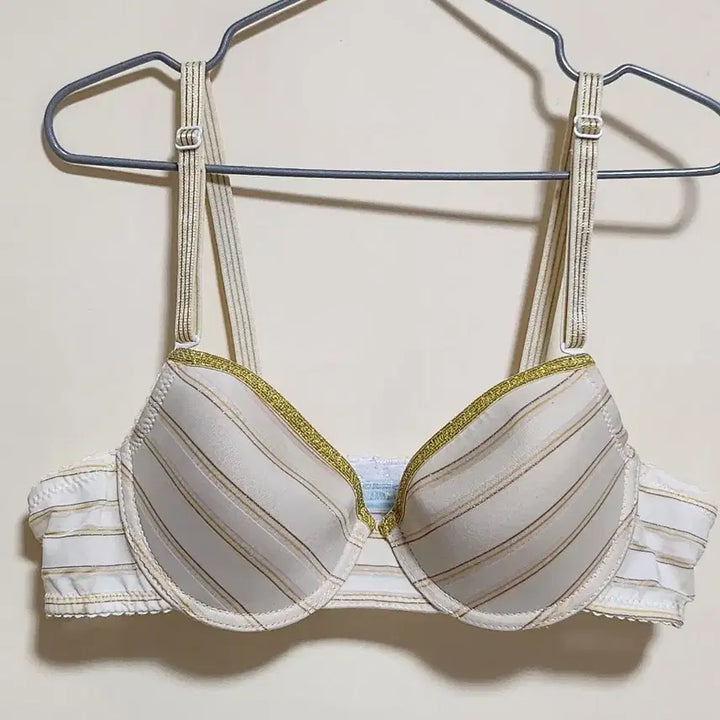 [BUNJANG] Piaso Striped Wire Bra (75AA) / PIASO 스트라이프 브라 75AA