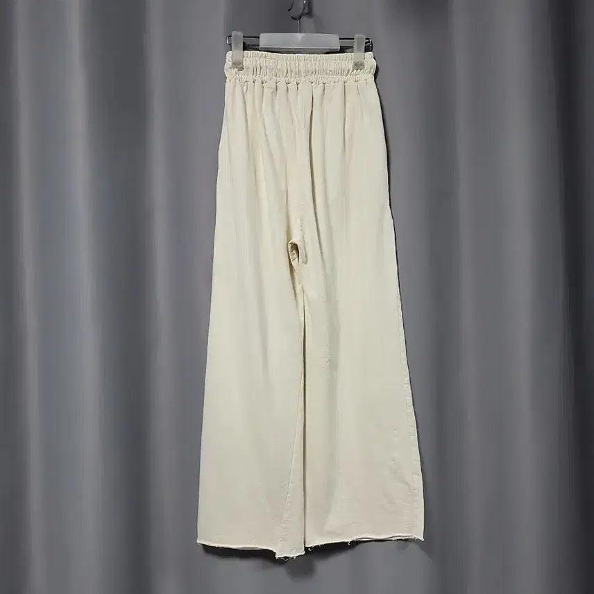 [BUNJANG] Ivory Cut-out Cotton Training Pants / 아이보리 컷아웃 트레이닝 면바지