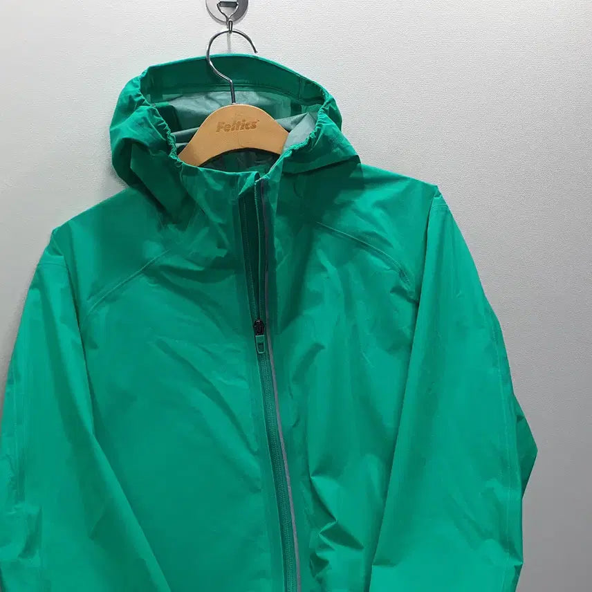 [BUNJANG] Lululemon Windbreaker Jacket Size L / 룰루레몬 바람막이 자켓 L사이즈 (가로56 세로75)