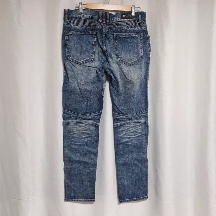 [BUNJANG] Casual Washed Denim Biker Jeans / 캐쥬얼한 워싱 데님 바이커 청바지