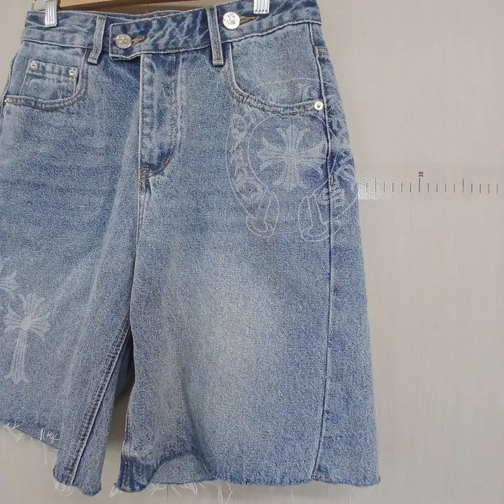 [BUNJANG] Chrome Hearts Style Cross Printing Denim Shorts / 크롬하츠 스타일 데님 반바지 크로스 프린팅
