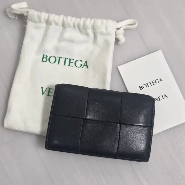 [BUNJANG] Bottega Veneta Cassette Business Card Holder Black / 보테가 베네타 비즈니스 카드지갑 블랙 더스트백 포함