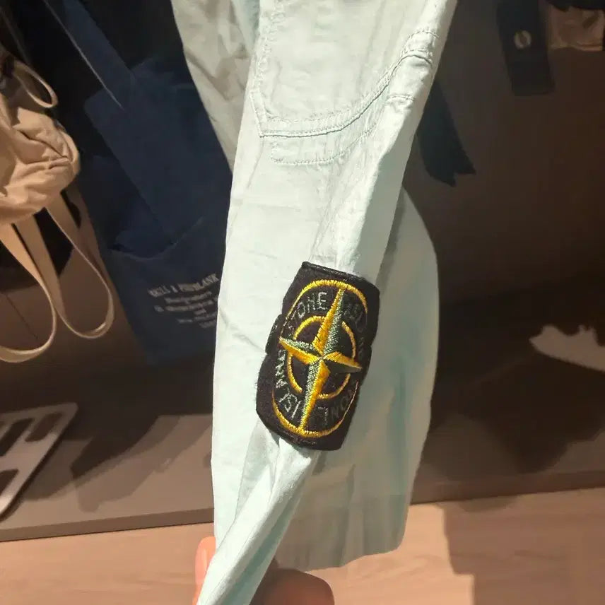 [BUNJANG] Stone Island Aqua Shorts Size 34 New / 스톤아일랜드 아쿠아 반바지 매장판 34 새상품