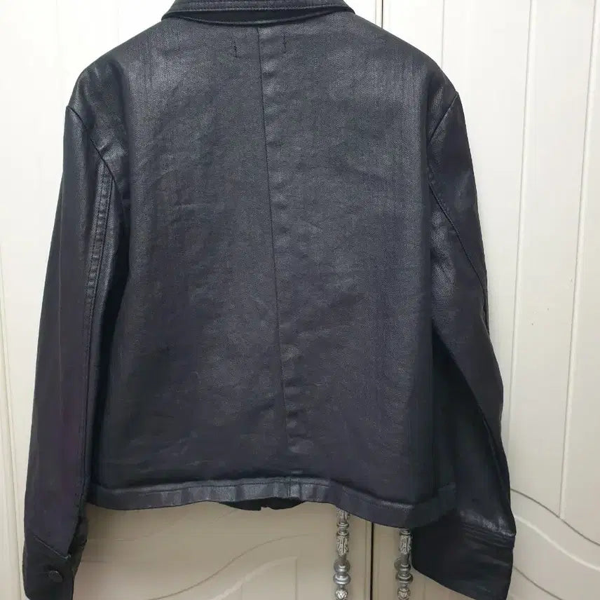 [BUNJANG] Three Quarter Black Button Jacket / 쓰리쿼터 블랙 버튼 자켓