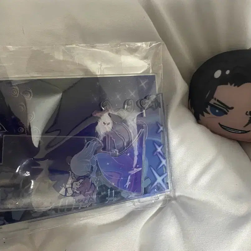 [BUNJANG] Limbus Company Heathcliff Mili Acrylic Stand &amp; Manju Set / 림버스 히스클리프 밀리 아크릴+만쥬 세트