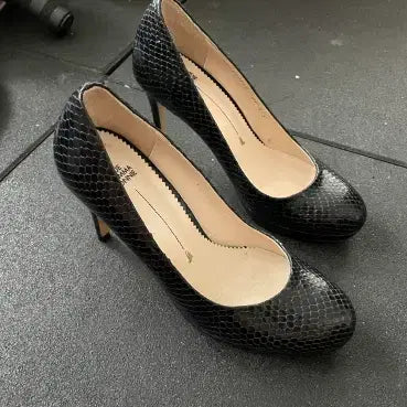[BUNJANG] SUECOMMA BONNIE Heels (Size 375) / 375) 슈콤마보니 힐